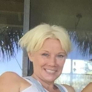 Meet your Posher, Petra